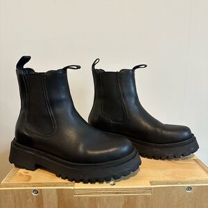 Black Leather Chelsea Boots